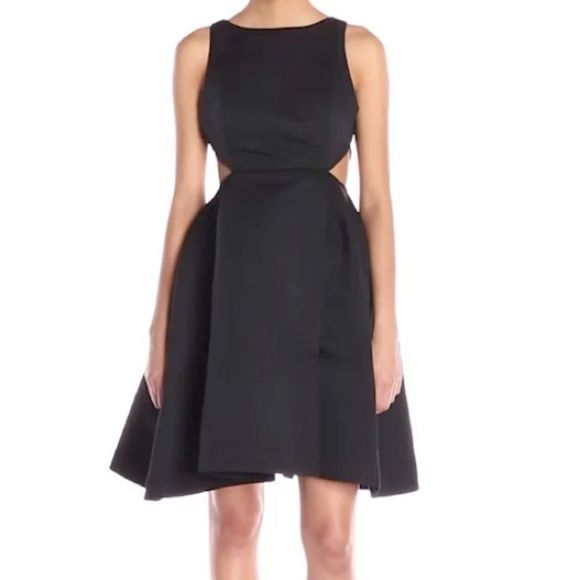 Halston Heritage Dresses & Skirts - Boatneck Strctured Satin Faille Dress W Cu…